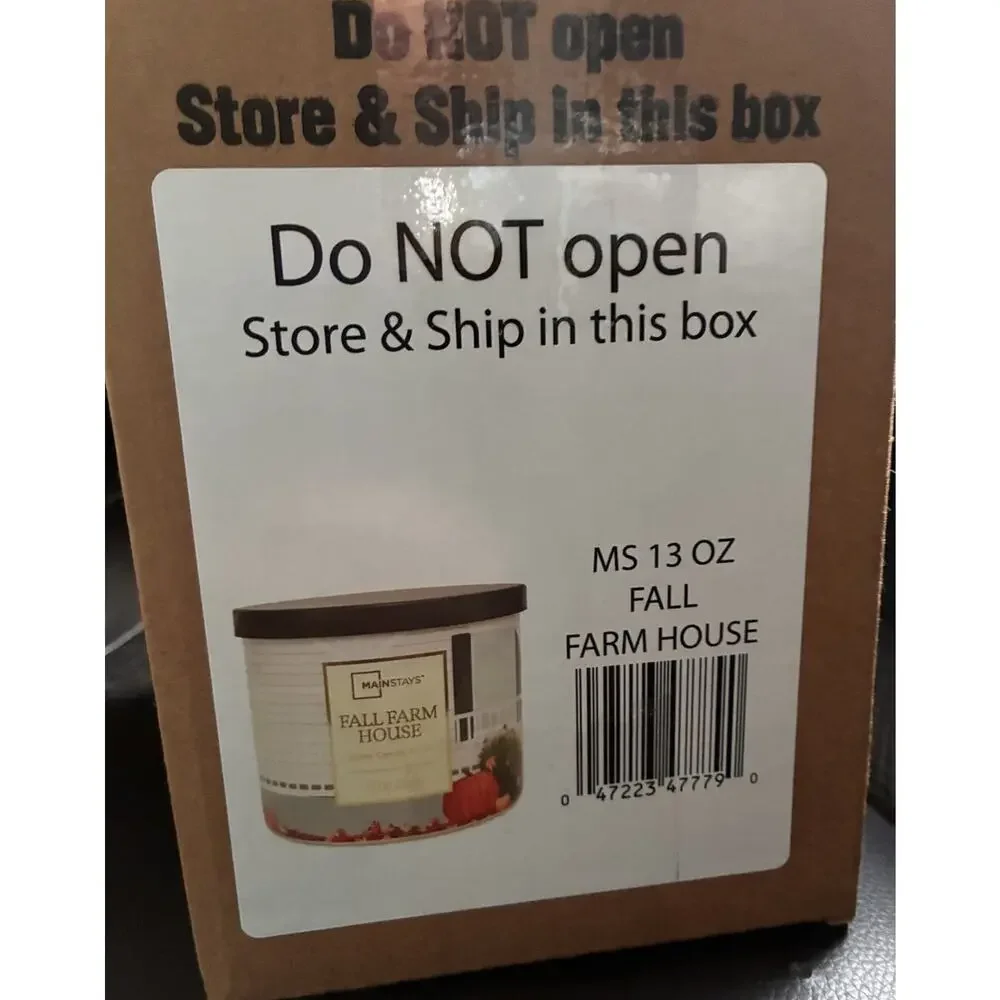 Mainstays Fall Farm House Scented Jar Candle, White/Gray Wax, 13 oz